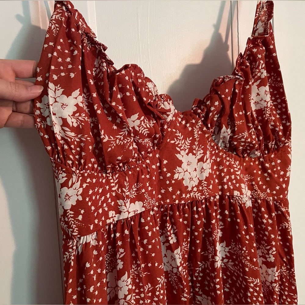 NWT Floral Dress, size M - Picture 3 of 13